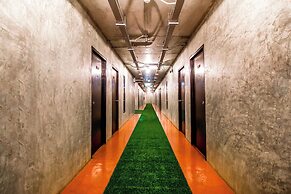 B2 Mahidol Boutique & Budget Hotel