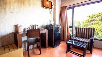 B2 Mahidol Boutique & Budget Hotel