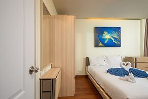 The Lago Apartments by Tropiclook