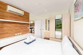 The Lago Apartments by Tropiclook