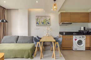 The Lago Apartments by Tropiclook