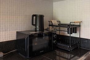 The Lago Apartments by Tropiclook