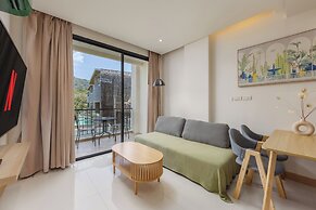 The Lago Apartments by Tropiclook