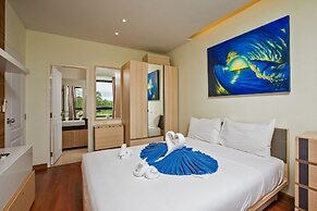 The Lago Apartments by Tropiclook