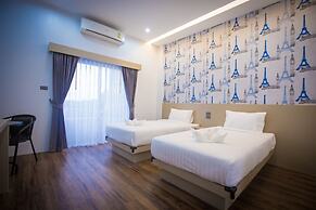 The S.G Hotel
