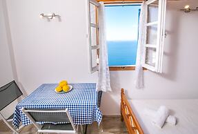 Stelios Rooms