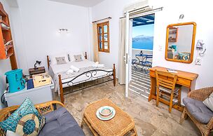 Stelios Rooms