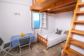 Stelios Rooms