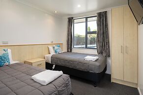 Grove Park Motor Lodge