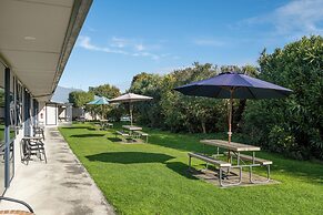 Grove Park Motor Lodge