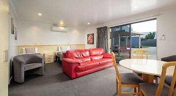 Grove Park Motor Lodge