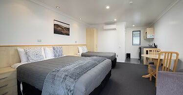 Grove Park Motor Lodge