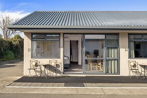 Grove Park Motor Lodge