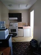 Aries Motel