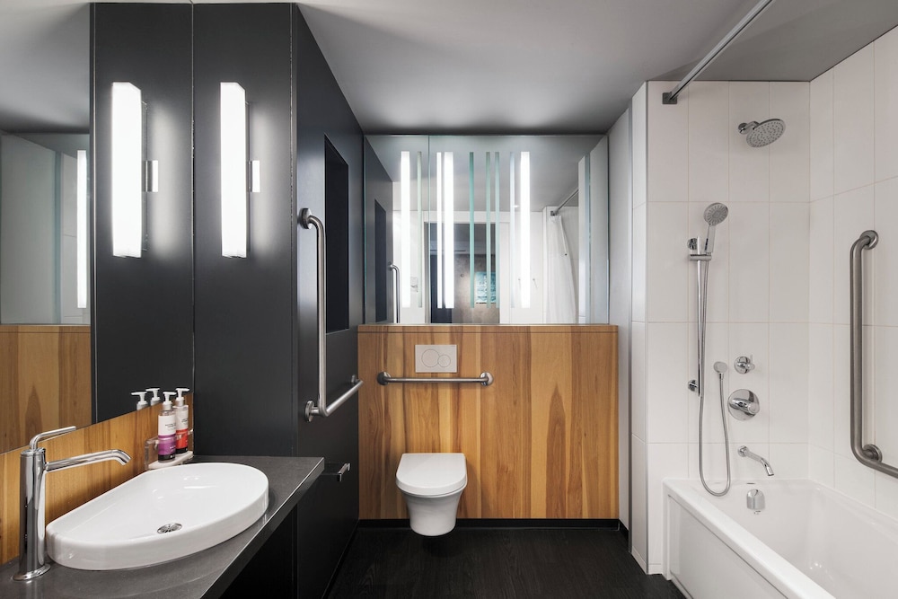 Alt Hotel Ottawa Downtown