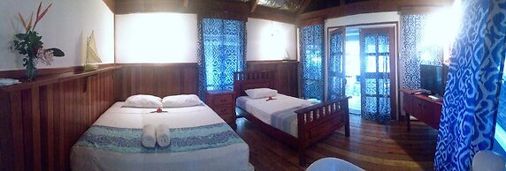 Driftwood Resort