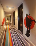 Cabin Hotel