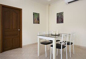 Avoca Pool Villas