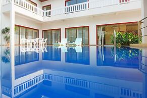 Avoca Pool Villas