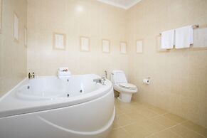Avoca Pool Villas