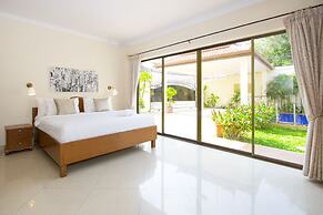 Avoca Pool Villas