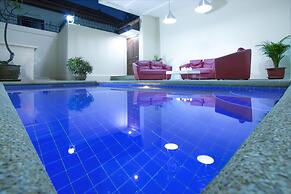 Avoca Pool Villas