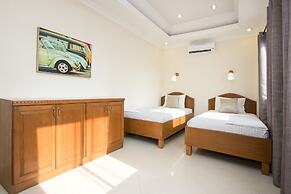Avoca Pool Villas