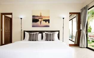 Avoca Pool Villas