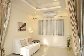 Avoca Pool Villas