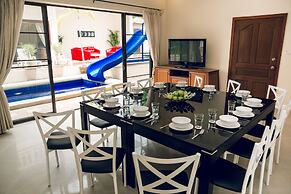 Avoca Pool Villas