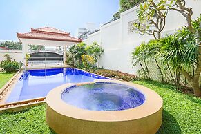 Avoca Pool Villas