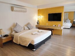 Moon Dragon Hotel