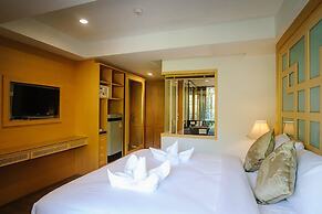 Moon Dragon Hotel
