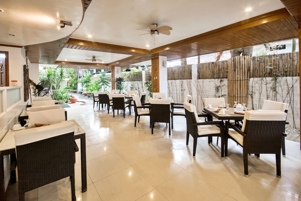 Sur Beach Resort