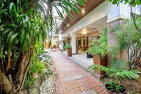 Sur Beach Resort