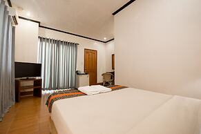Sur Beach Resort