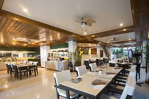 Sur Beach Resort