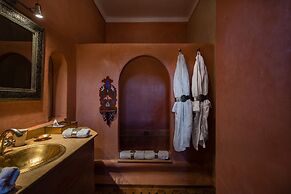 Al Riad Inou