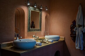 Al Riad Inou