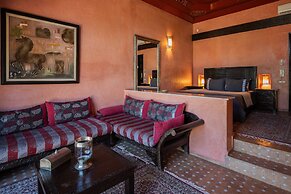Al Riad Inou