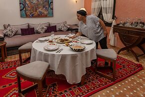 Al Riad Inou
