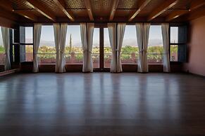 Al Riad Inou