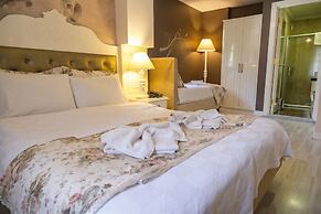 Ozkavak Hotel Kaleici