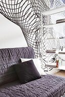 Boom Apartments