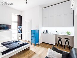 Boom Apartments