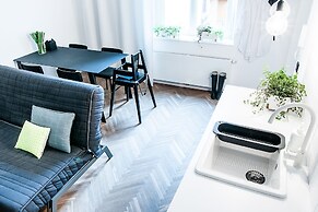 Boom Apartments