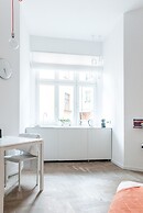 Boom Apartments