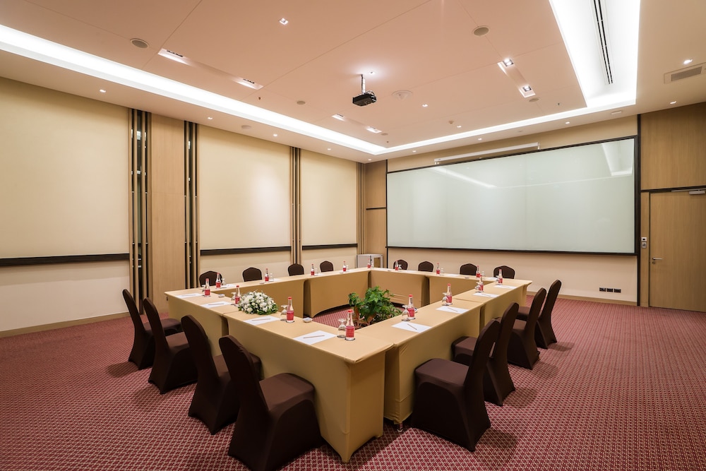 Best Western Plus Wanda Grand Hotel