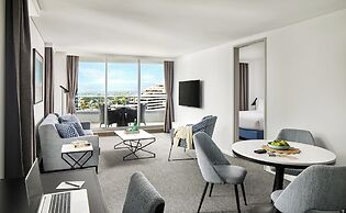 Meriton Suites Broadbeach, Gold Coast