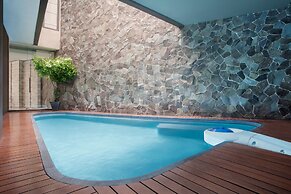 Sawana Suites
